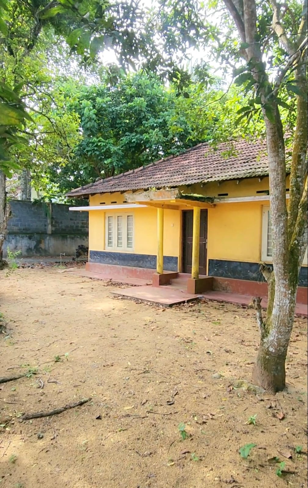 Land with House for Sale – Hikkaduwa