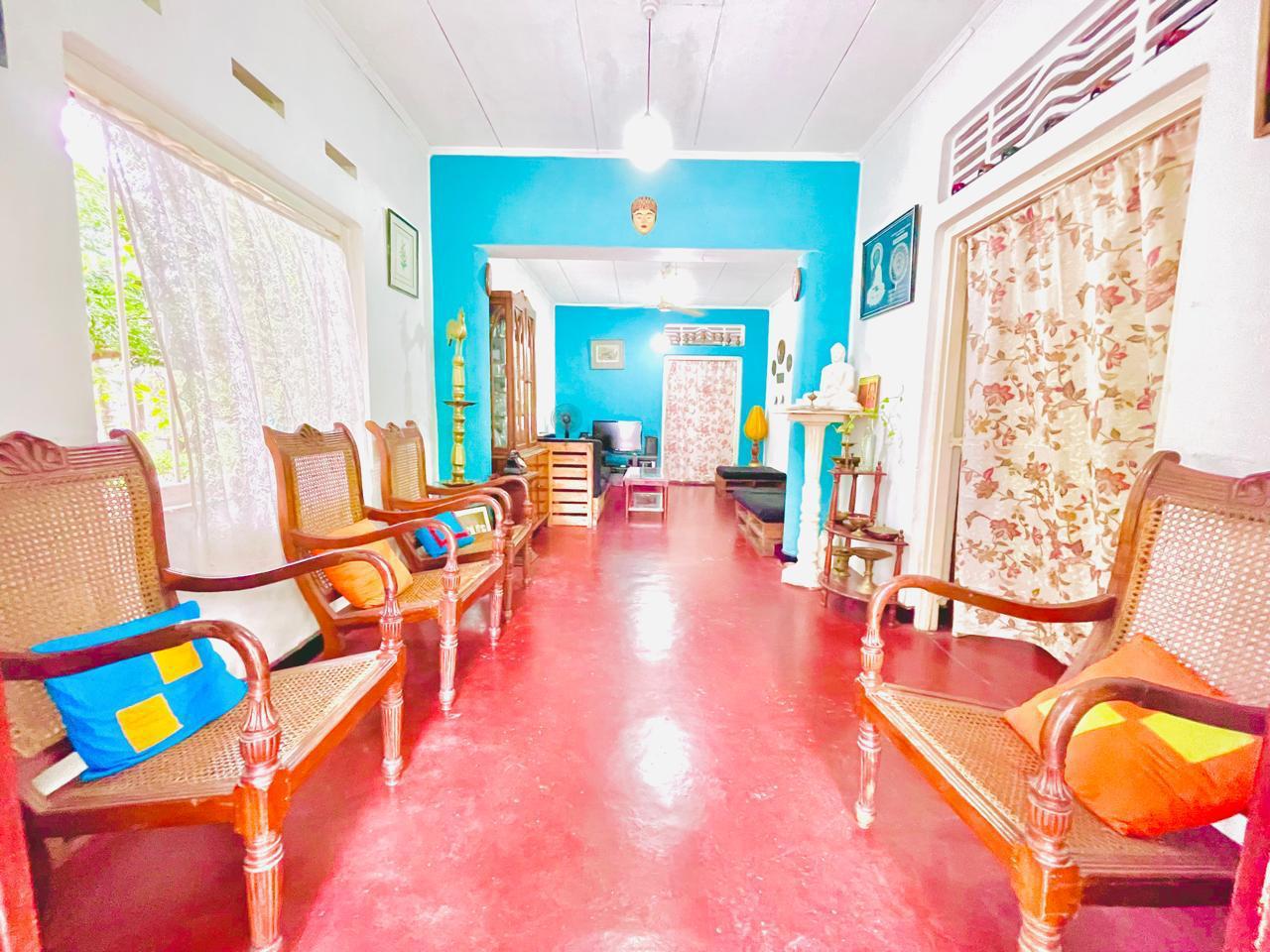 House with Two Annexes for Sale in Moratuwa Molpe