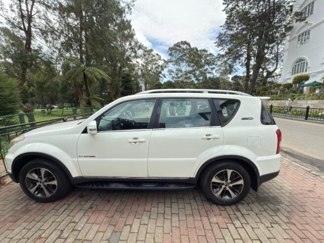 Micro rexton W 2016