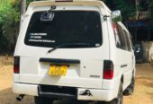 Mazda Brawny 2001