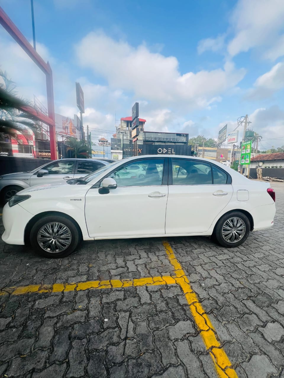 Toyota Axio G Grade 2015