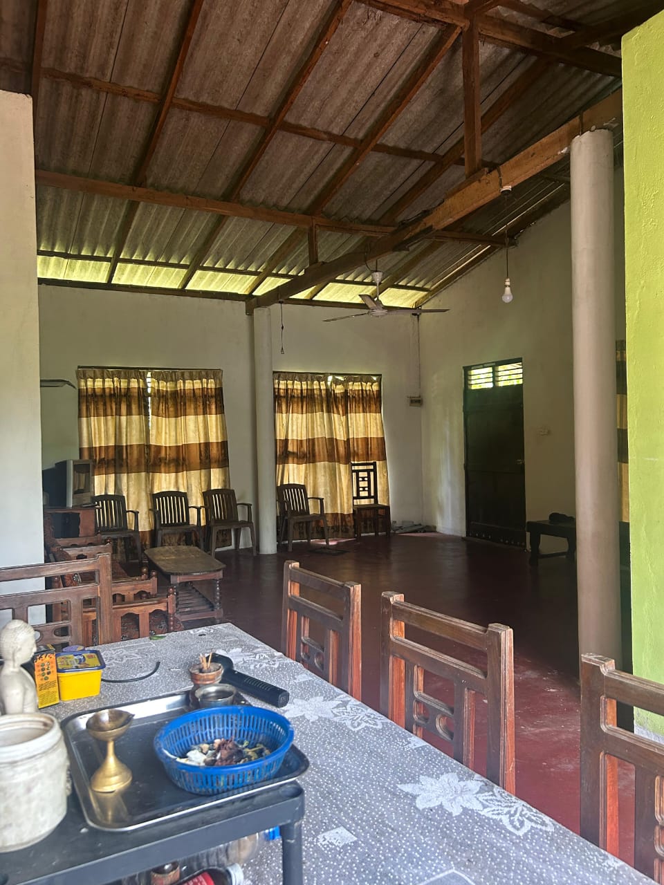 House for Sale දොම්පේ