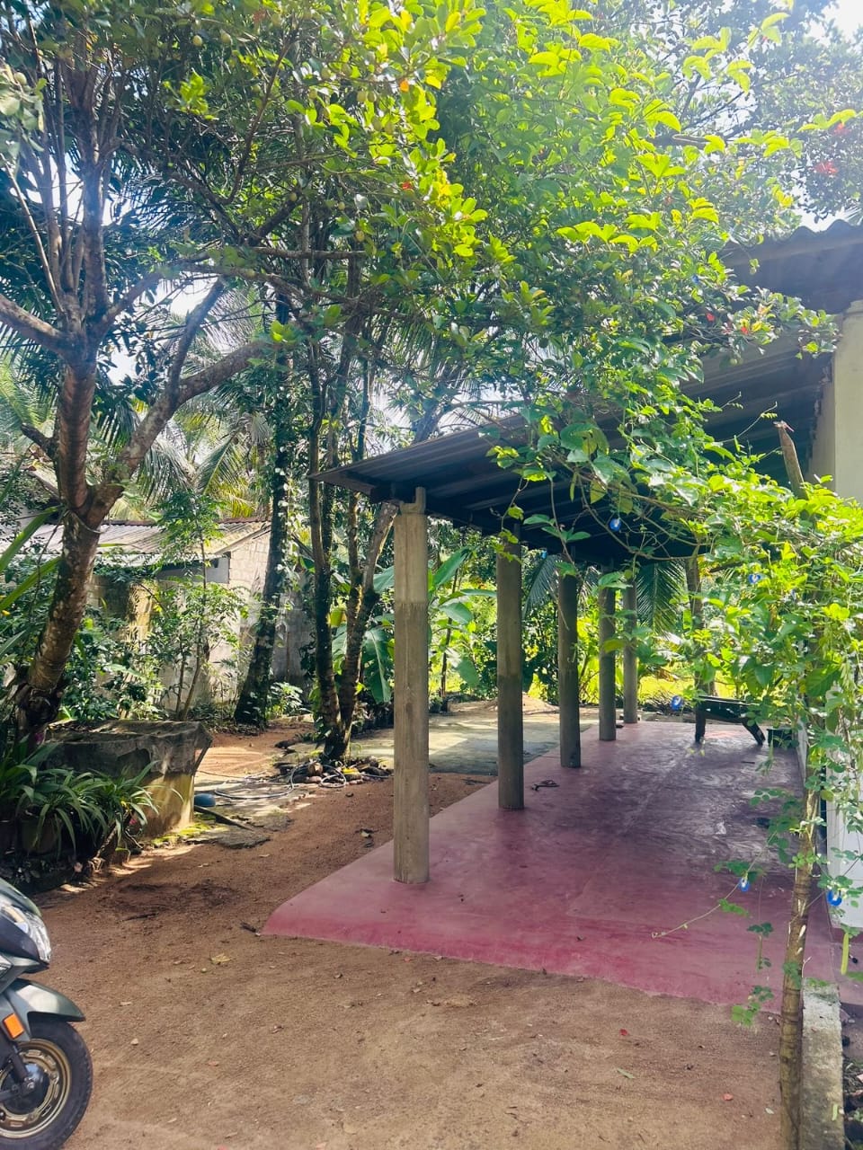 House for Sale දොම්පේ