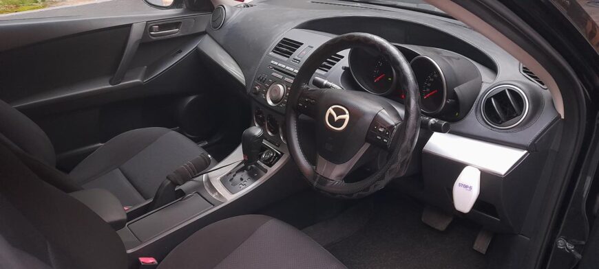 Mazda 3 2011