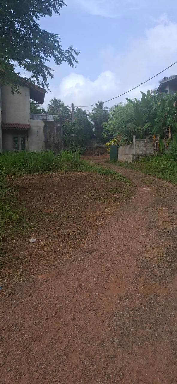 Land for Sale Kadawatha