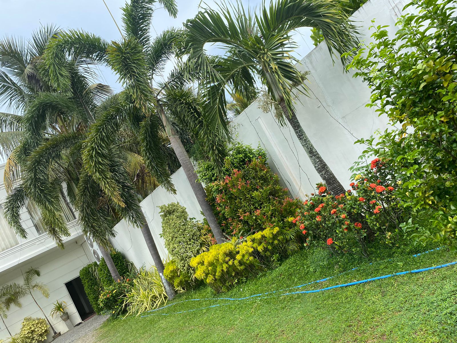 Hotel for Sale Pamunugama