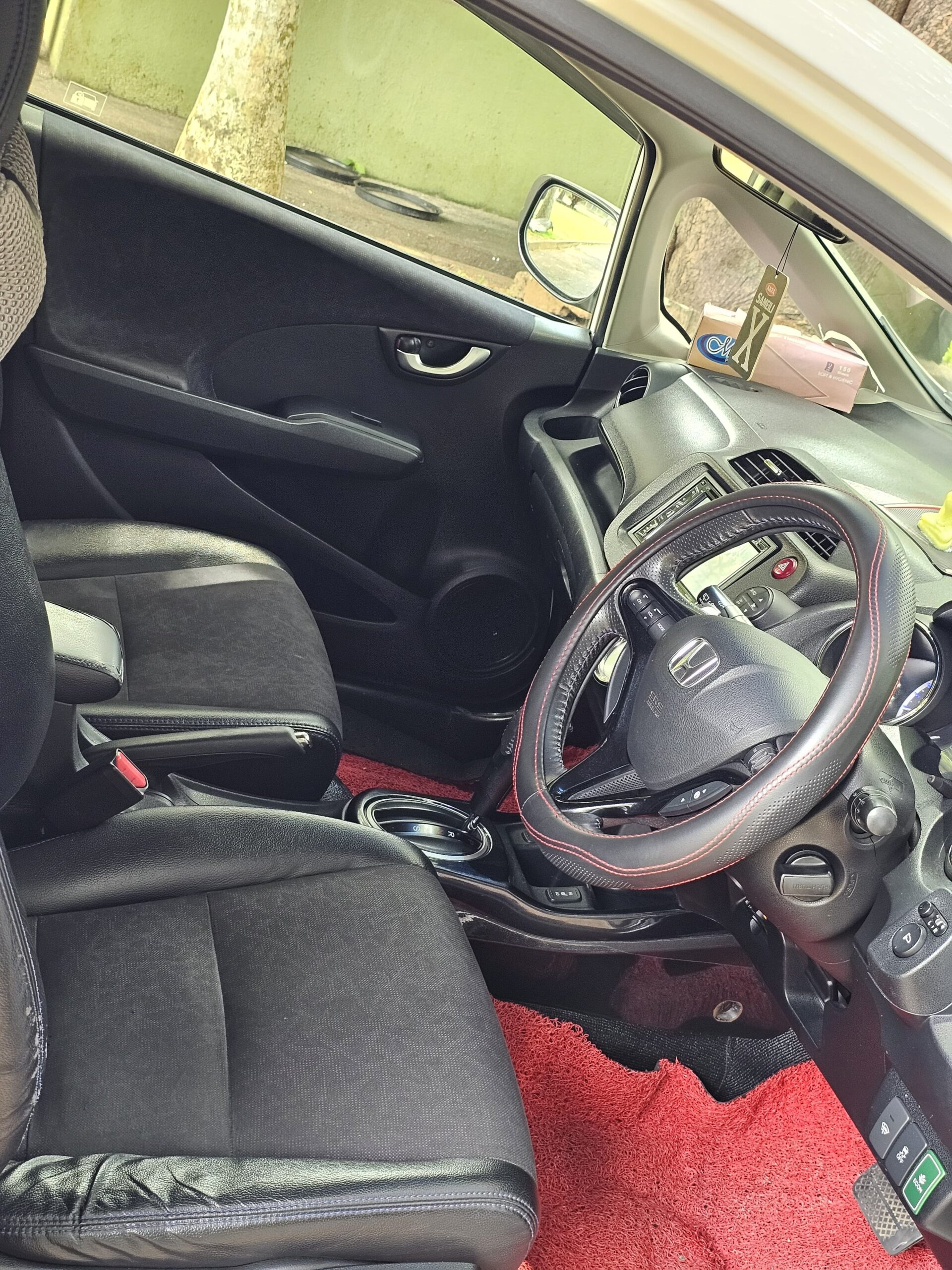 Honda Fit Shuttle 2014