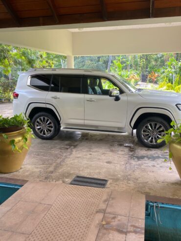 Toyota Land Cruiser Sahara LC 300 ZX 2025
