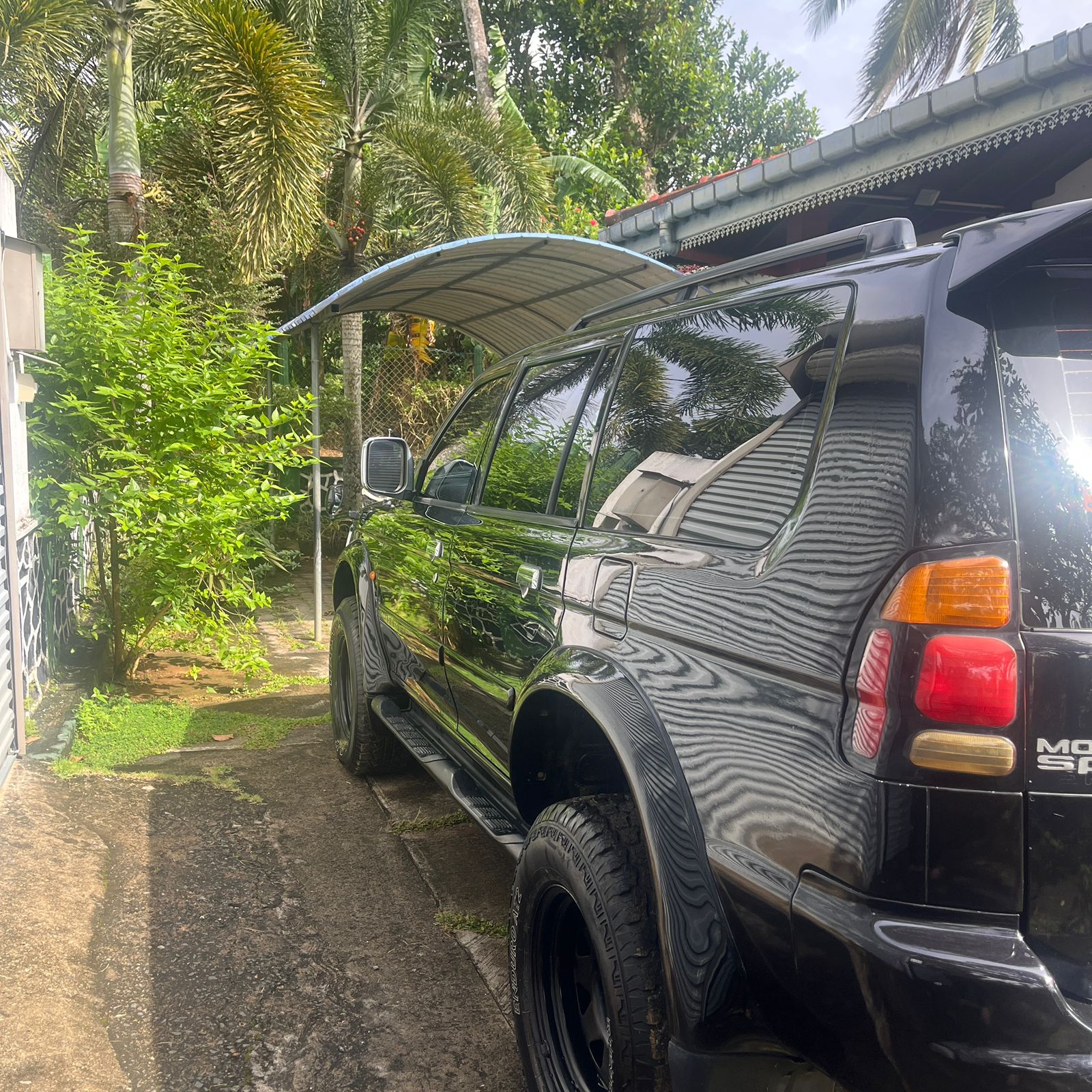 Mitsubishi Montero Sport 2003