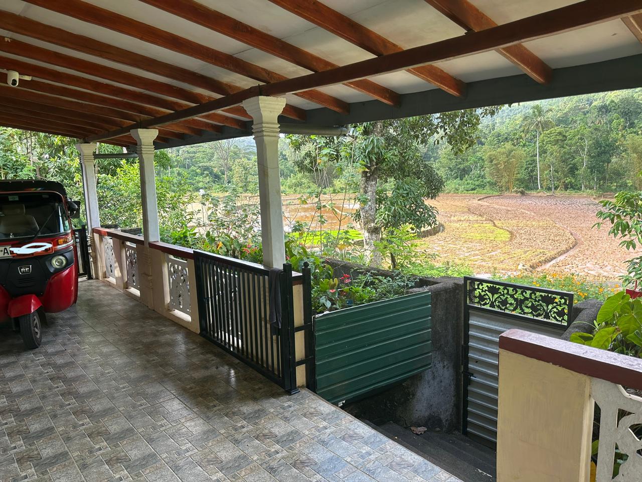 House with Land for Sale තලාතුඔය