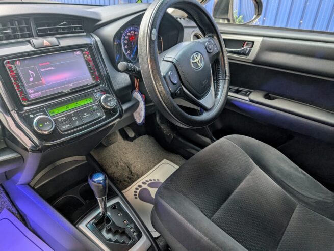 Toyota Axio 2014