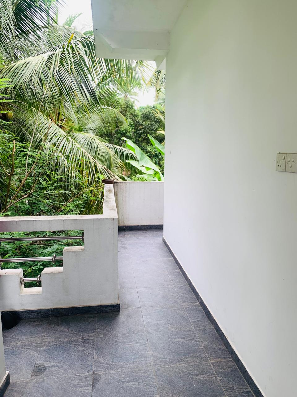 Building for Sale Kadawatha