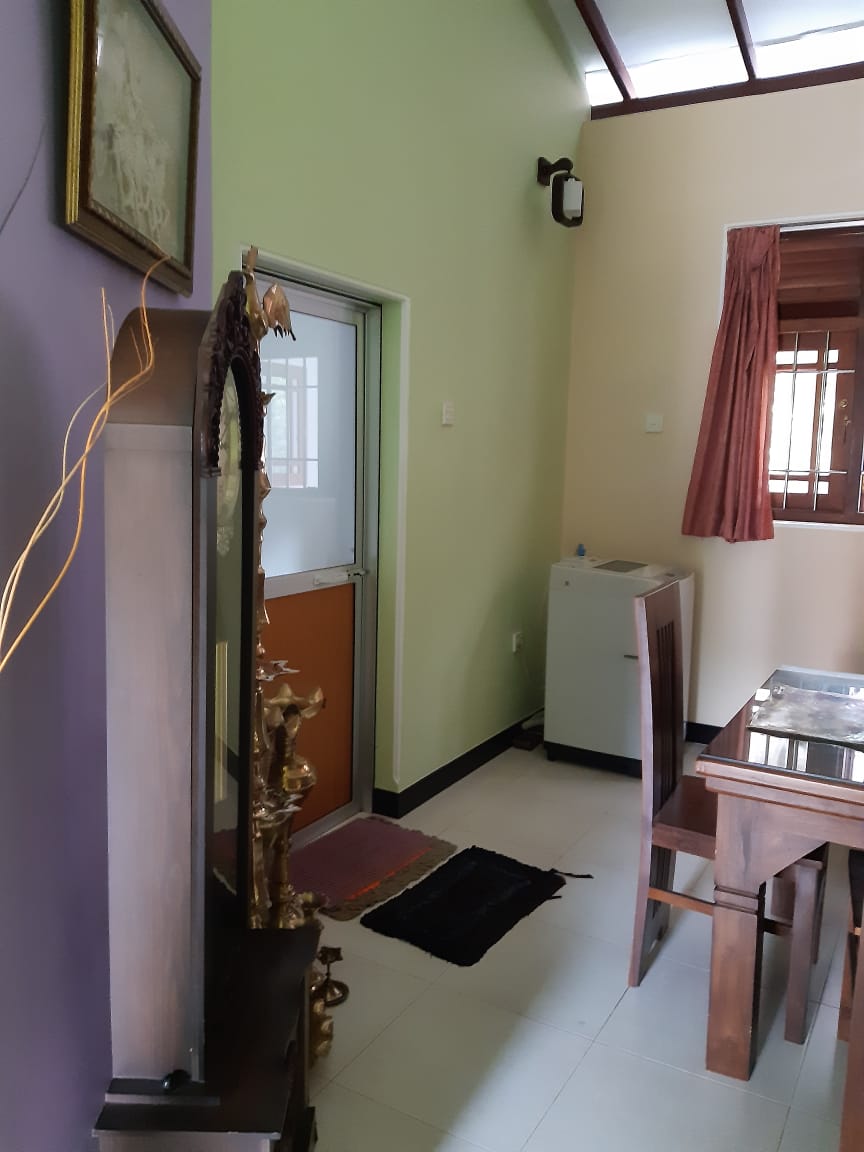 Beautiful 6-Bedroom House for Sale in Welipenna