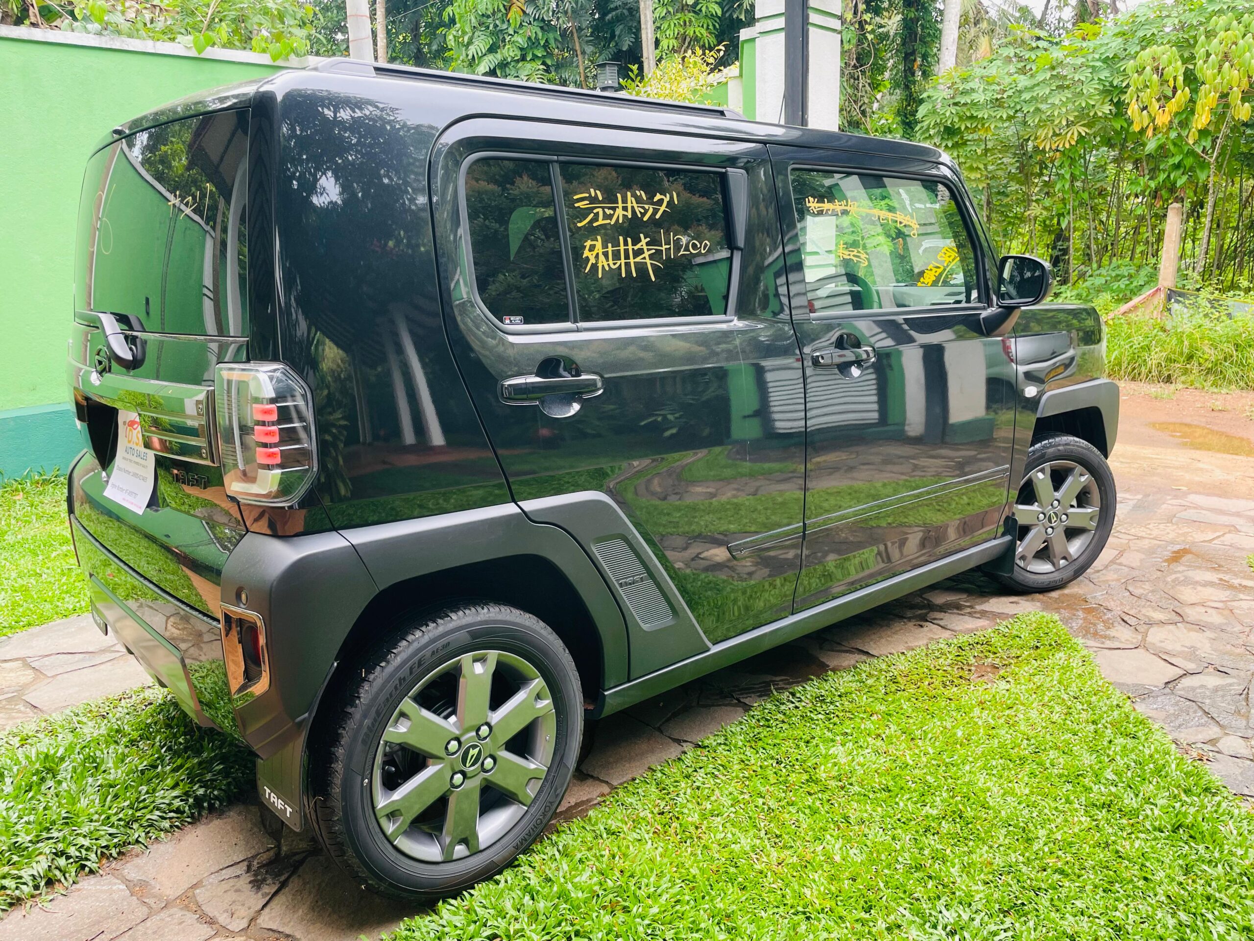 Daihatsu Taft  G  Crome Venture Turbo 2024