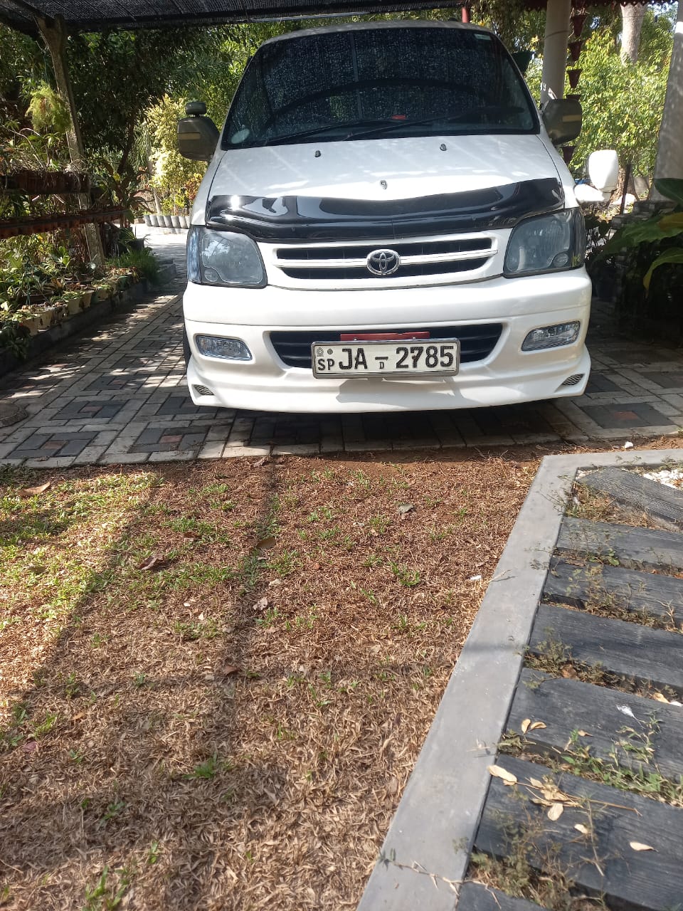 Toyota Noah 1999