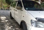 Toyota Noah 1999