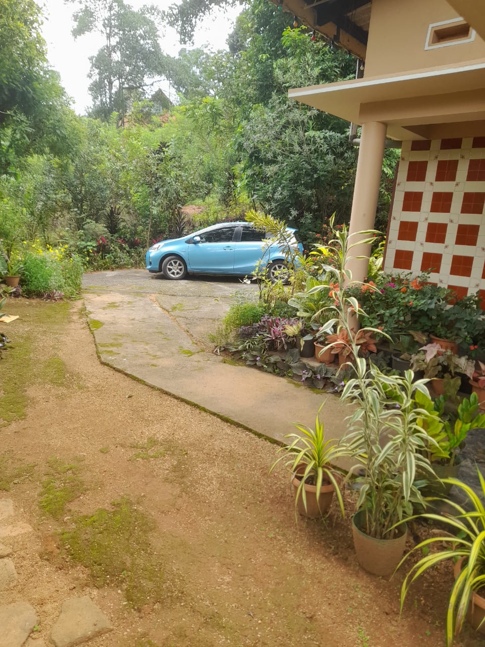 ඉඩම සහිත නිවස විකීනීමට