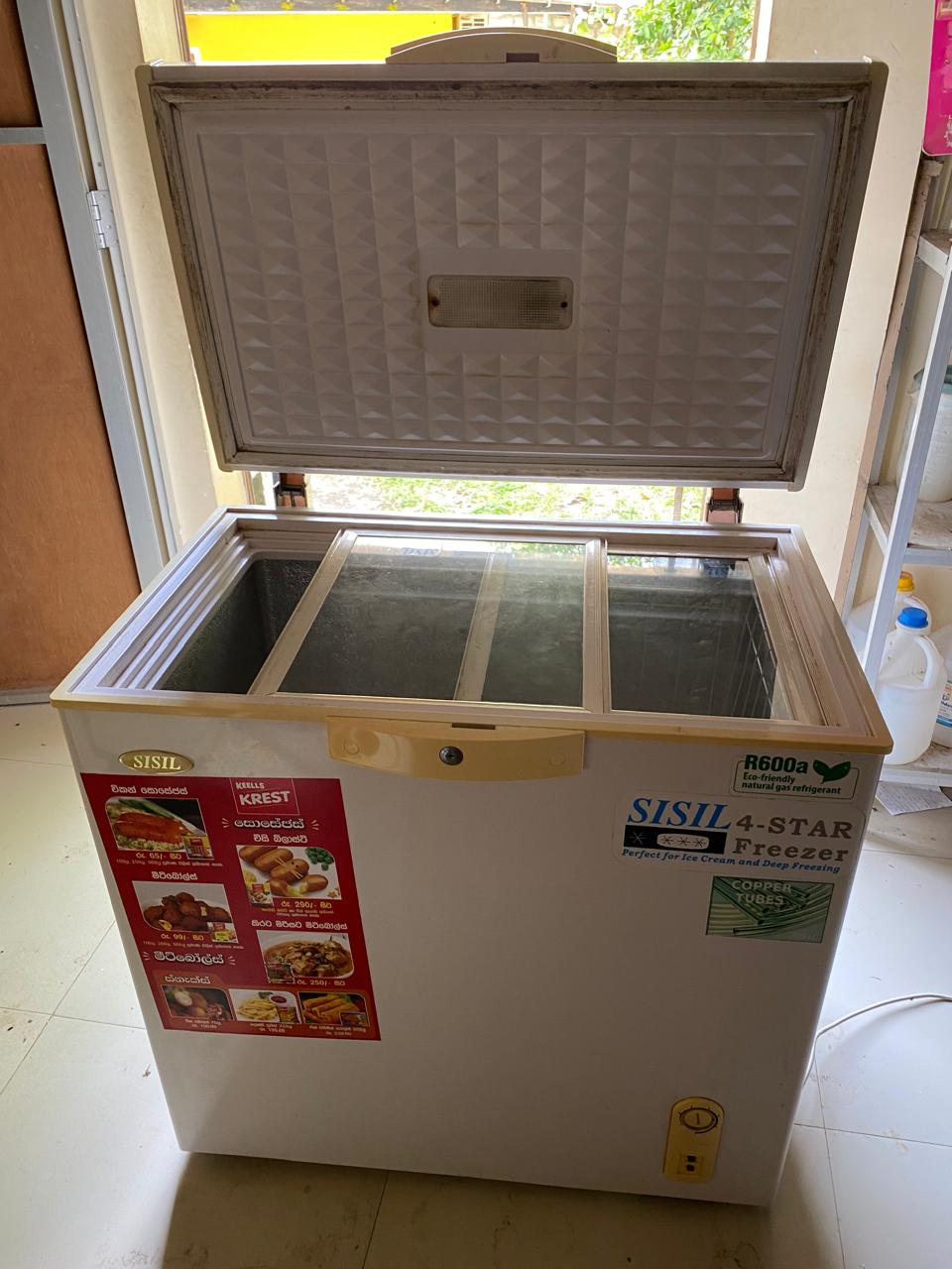 Bottle Cooler with Deep Freezer