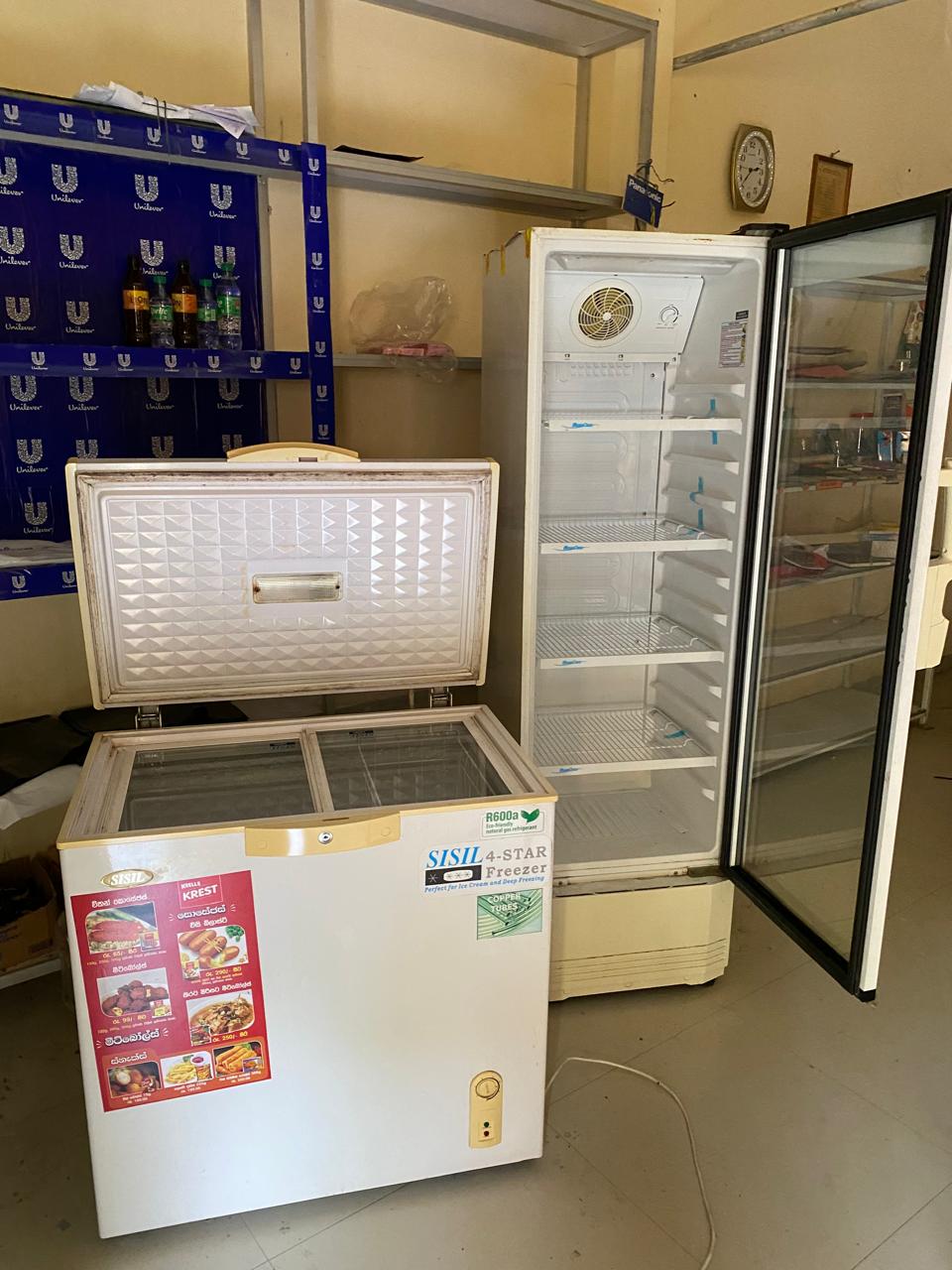 Bottle Cooler with Deep Freezer