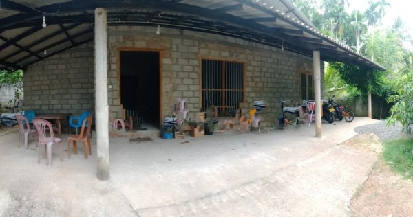 අලව්ව ගිරිඋල්ල පාරට 500m දුරින්