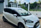 Toyota Sienta 7 Seaters 2015