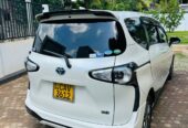 Toyota Sienta 7 Seaters 2015