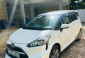 Toyota Sienta 7 Seaters 2015