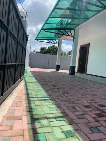 Land with House for Sale in Negombo