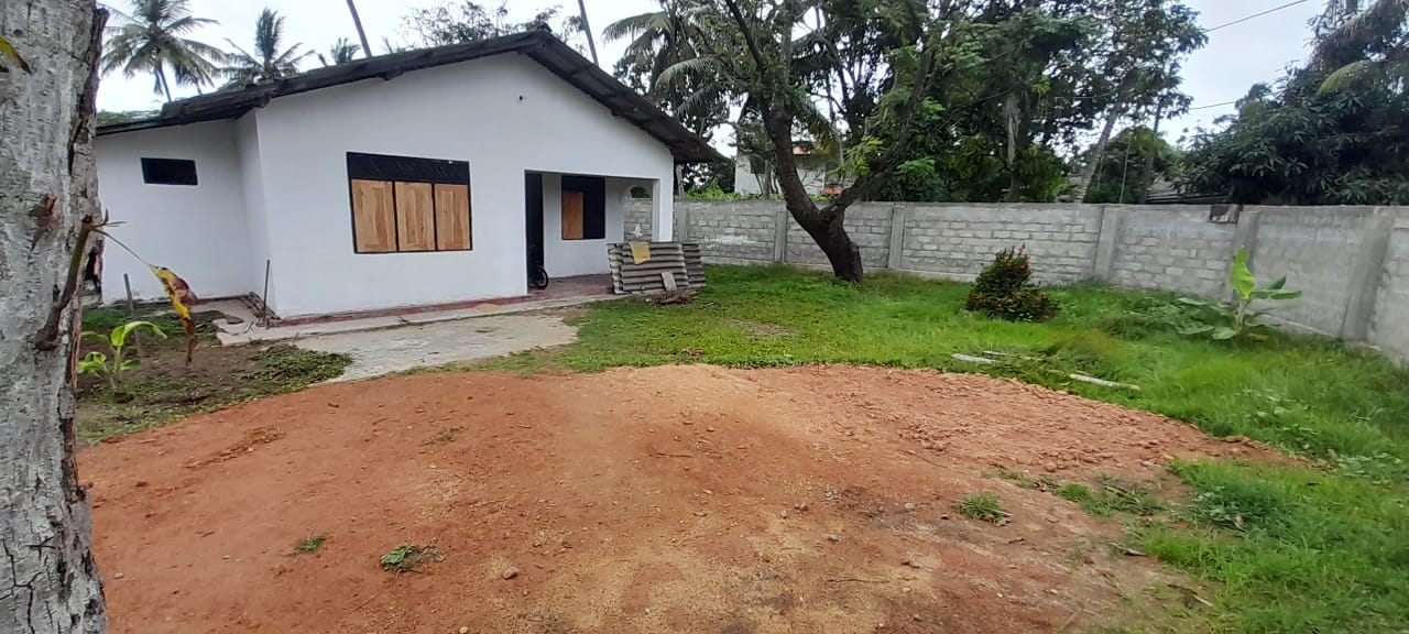 House with Land for sale Elakandha Wattala