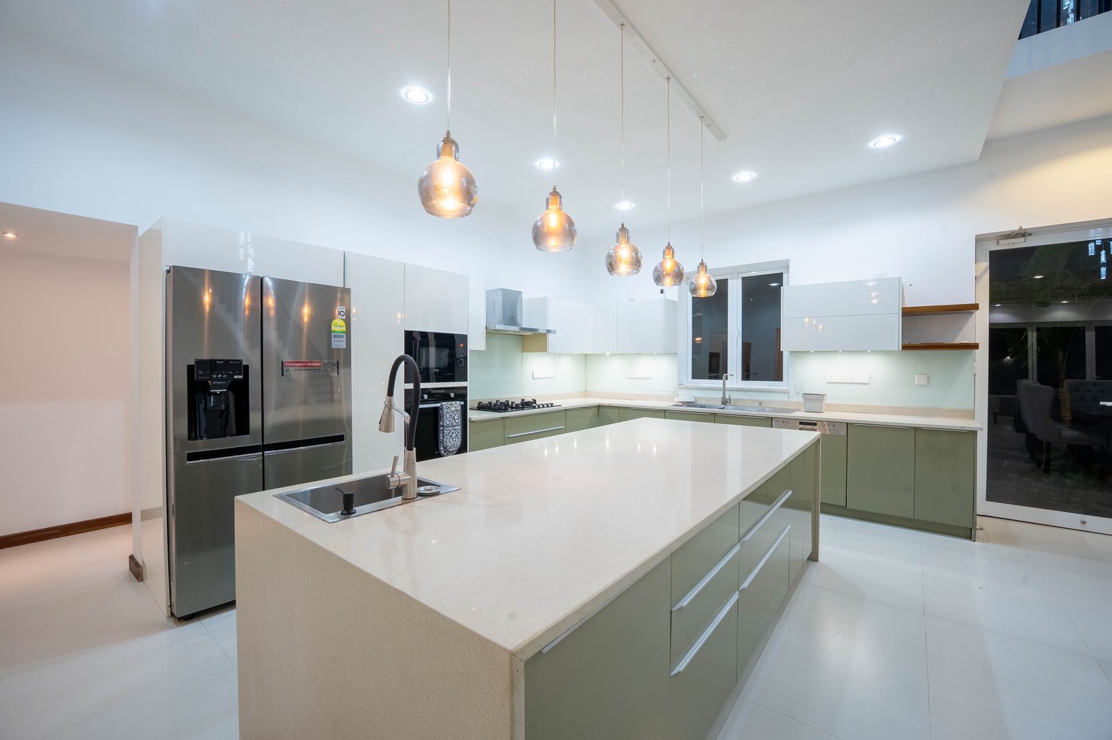 Luxury 5 Bedroom Furnished House for Rent – Thalawathugoda