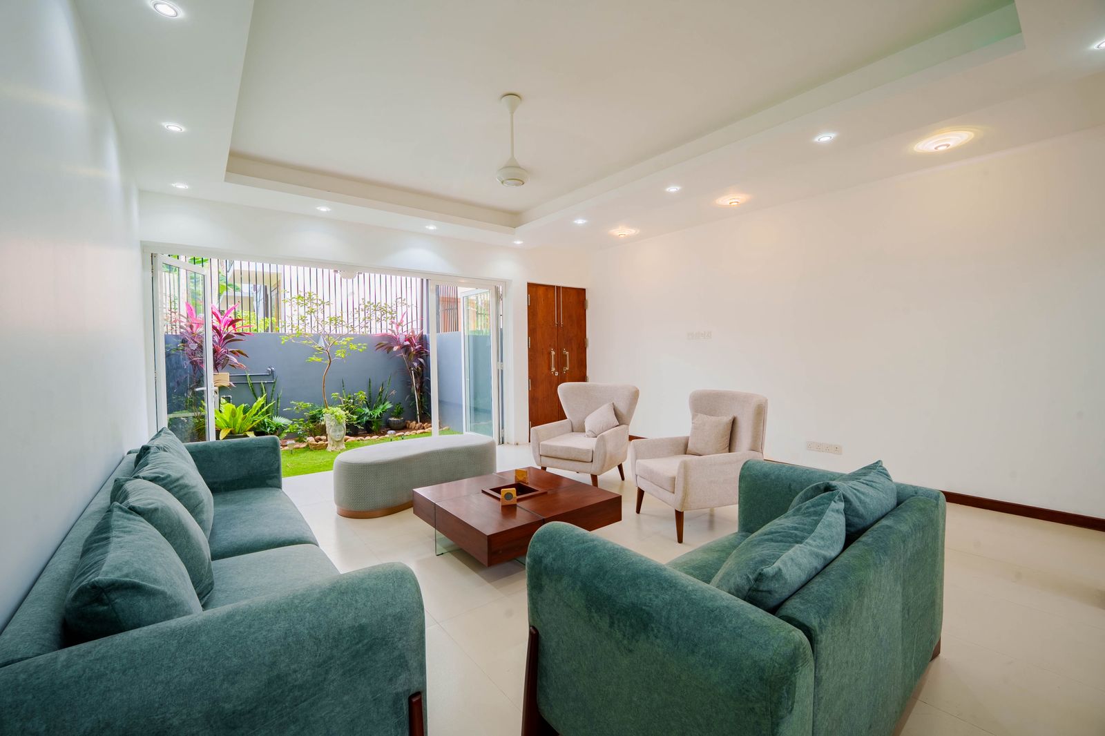 Luxury 5 Bedroom Furnished House for Rent – Thalawathugoda