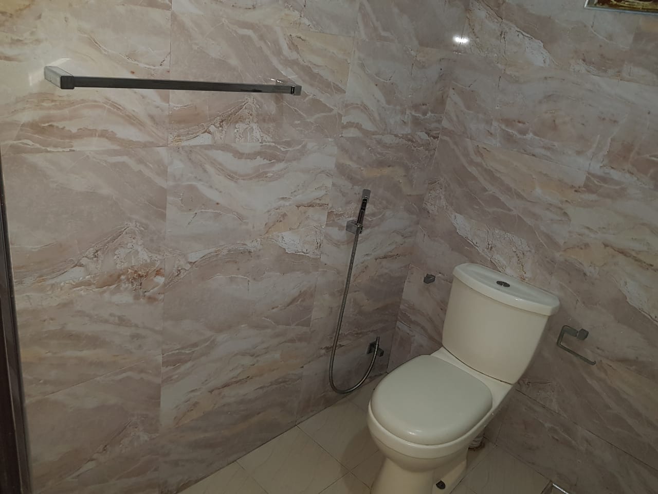 Modern 4 Bedroom House with 2 Acers land for sale in Balangoda