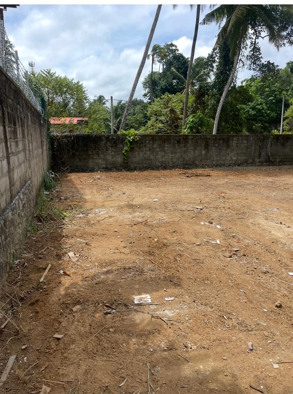 Land in Pushparama Rd Mahara Kadawatha Sale