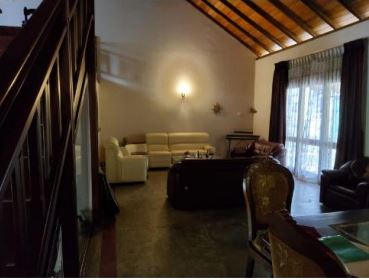 14 Perch House Sale in Doluwa