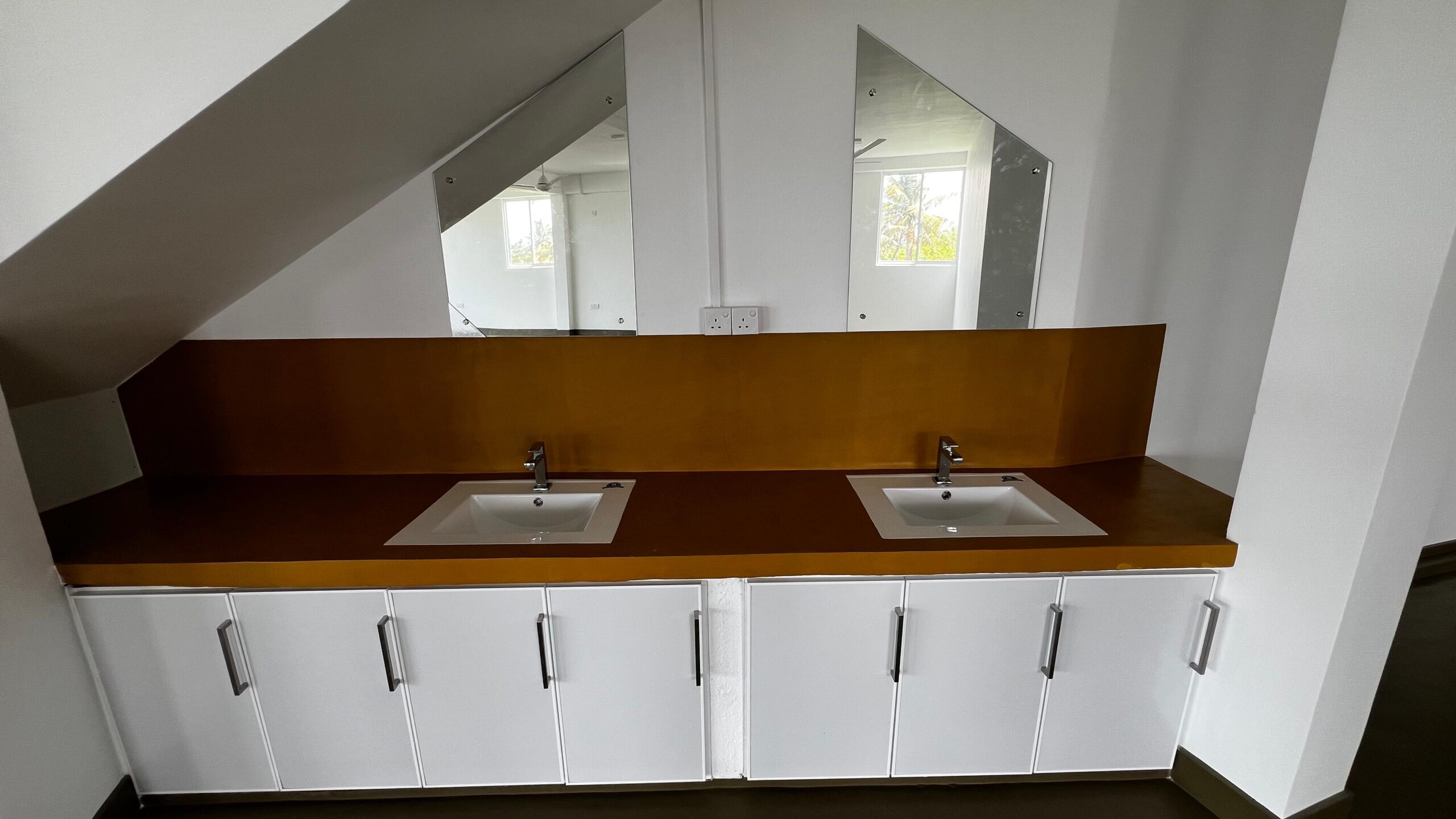 A Fully Equipped Hotel for Sale Matara