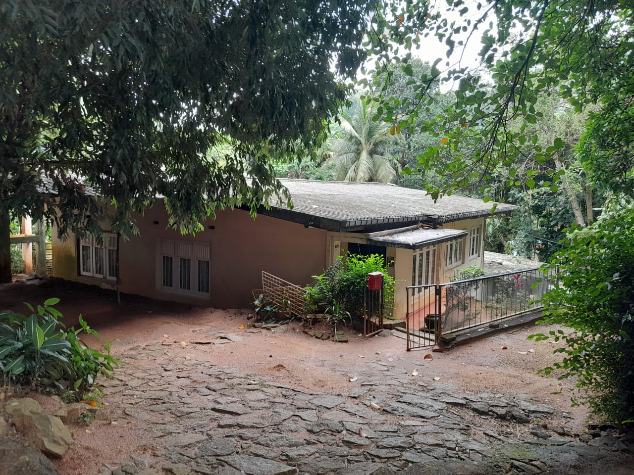 23 Perch Land for Sale in Aniwatte, Kandy