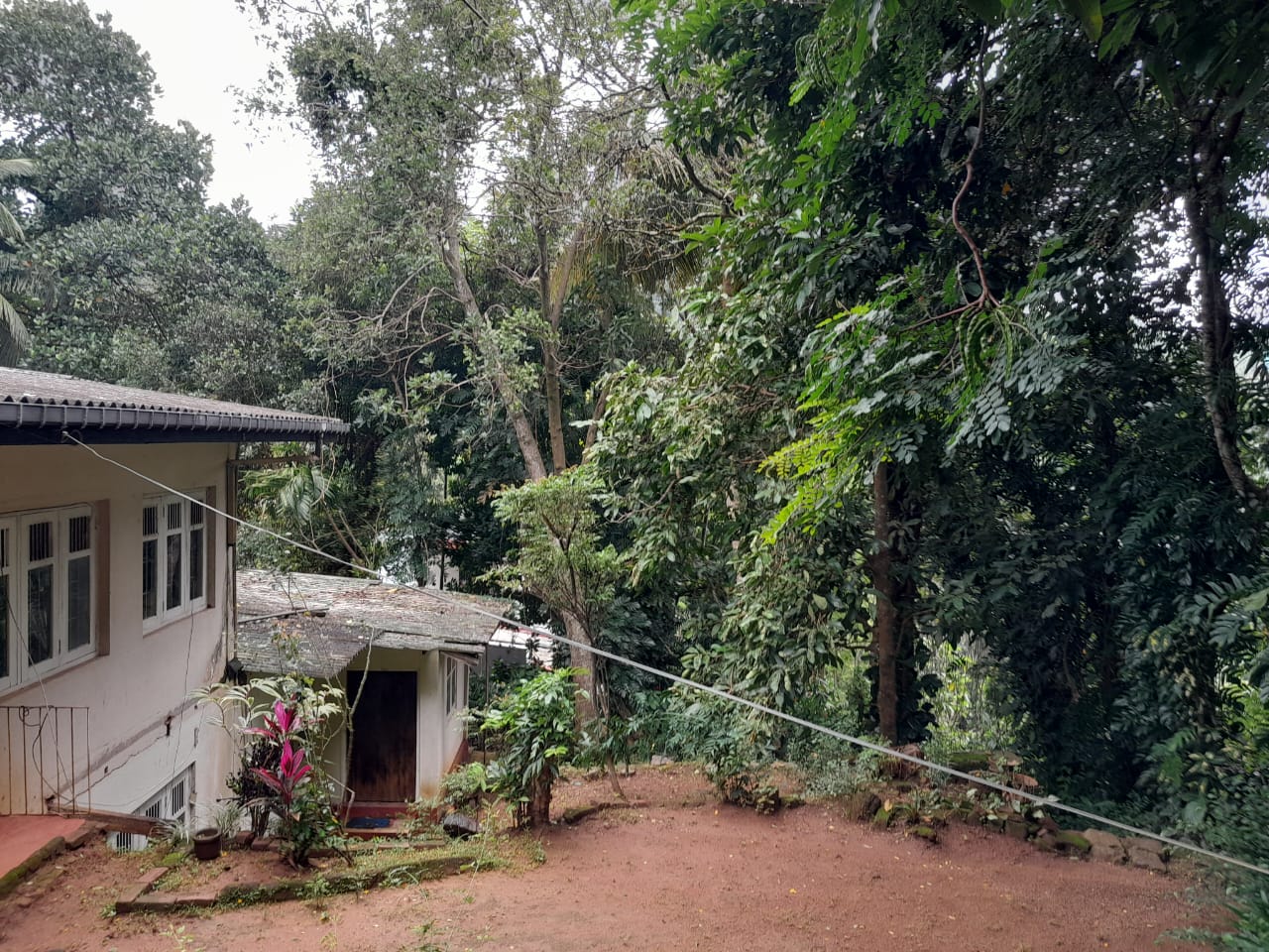 23 Perch Land for Sale in Aniwatte, Kandy