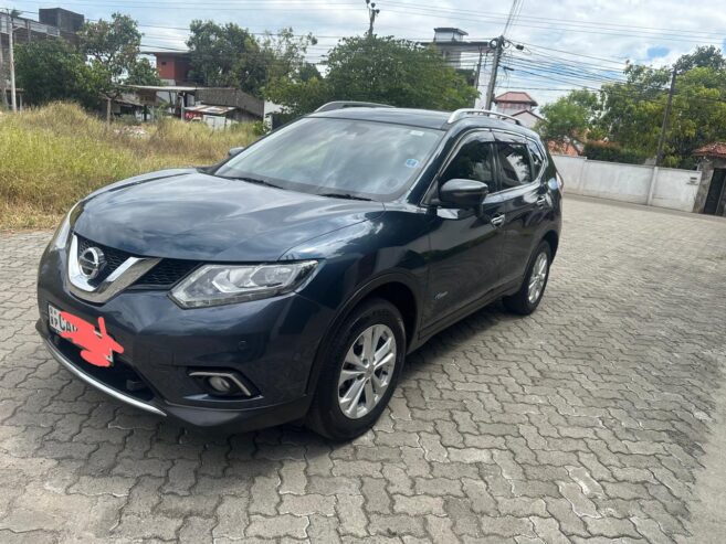 Nissan X-Trail 2016