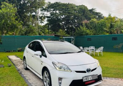 Toyota Prius 2012