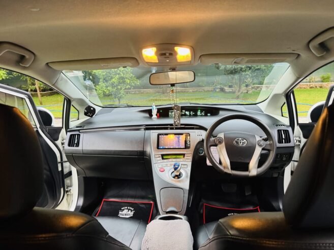 Toyota Prius 2012
