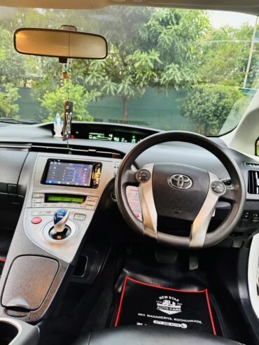 Toyota Prius 2012
