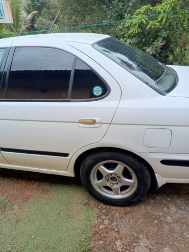 Nissan Sunny Ex Saloon 2000