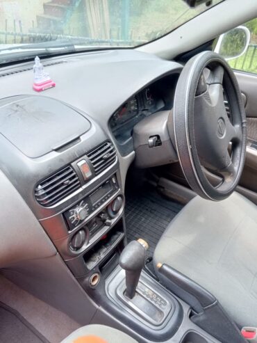 Nissan Sunny Ex Saloon 2000