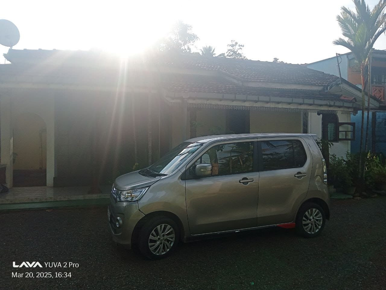 ඉඩමක් සමග සුඛෝපභෝගී නිවසක් Wadduwa