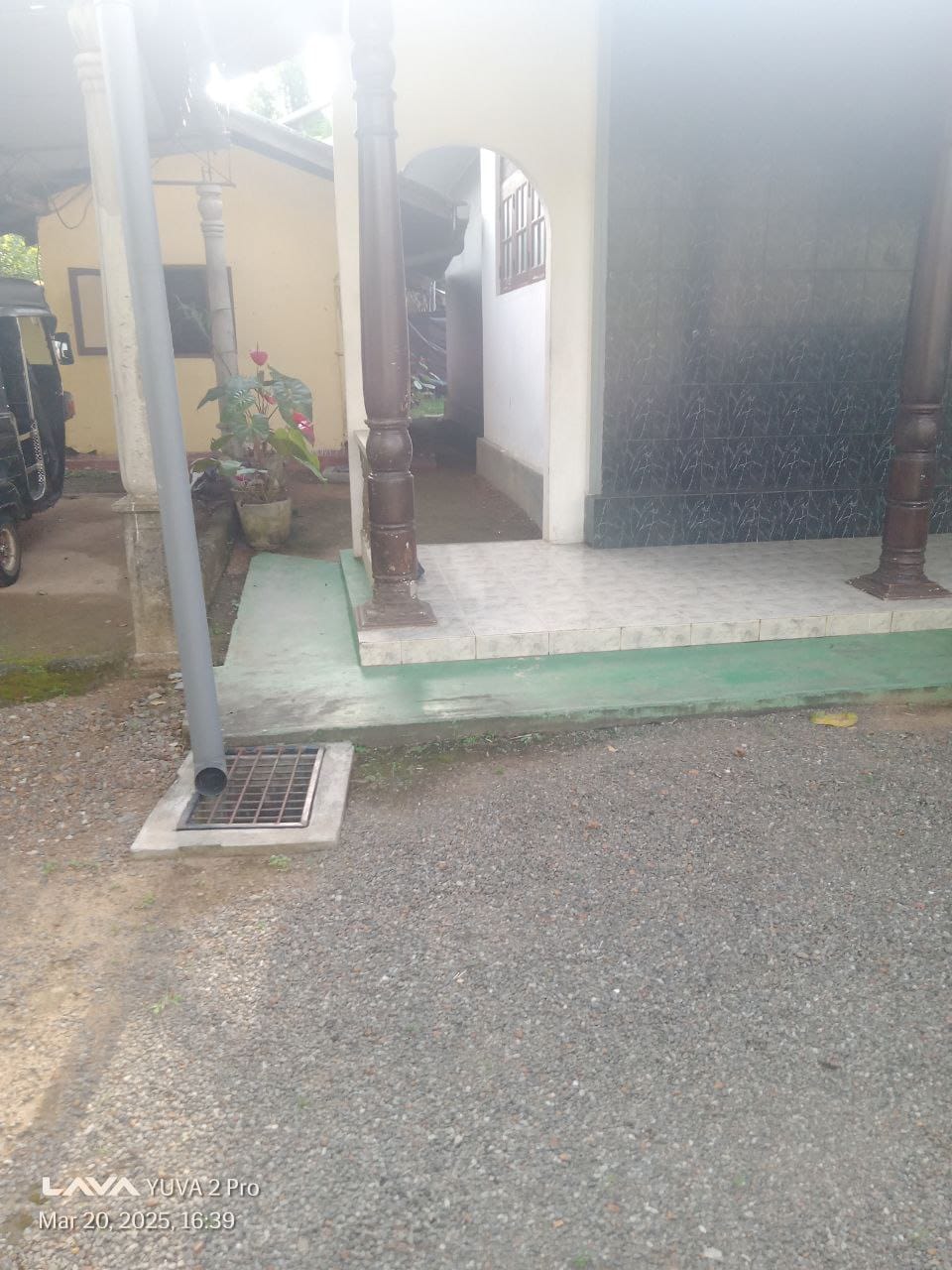 ඉඩමක් සමග සුඛෝපභෝගී නිවසක් Wadduwa