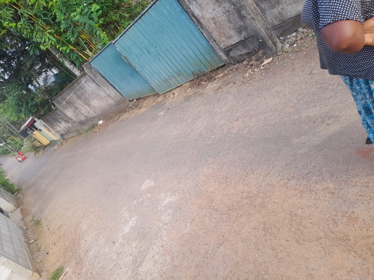 Old House with Land for Sale in Homagama(Pitipana Road) Berukatiya