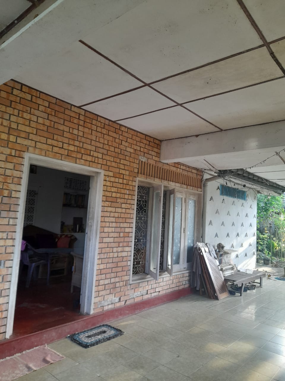 Old House with Land for Sale in Homagama(Pitipana Road) Berukatiya