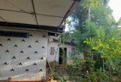 Old House with Land for Sale in Homagama(Pitipana Road) Berukatiya
