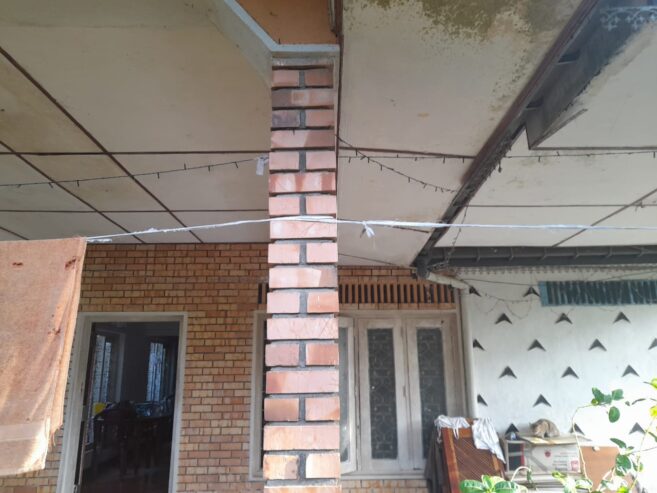Old House with Land for Sale in Homagama(Pitipana Road) Berukatiya
