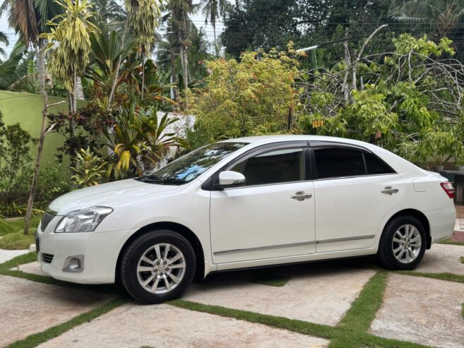 Toyota Premio 2013
